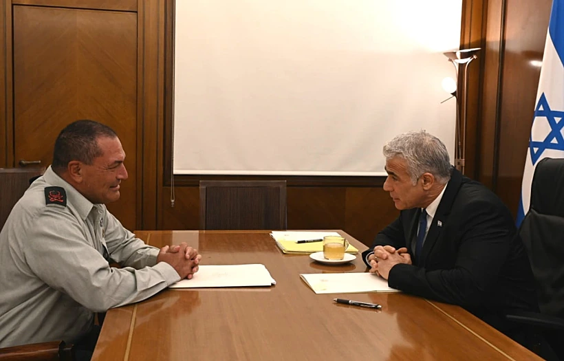 רה''מ יאיר לפיד עם המועמד לתפקיד הרמטכ''ל אלוף אייל זמיר