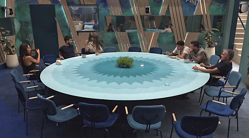 הדיירים בארוחה לילית | האח הגדול 4