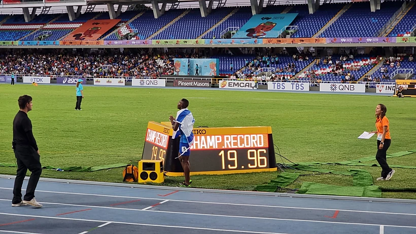 בלסינג אפריפה בגמר אליפות העולם עד גיל 20 בקולומביה