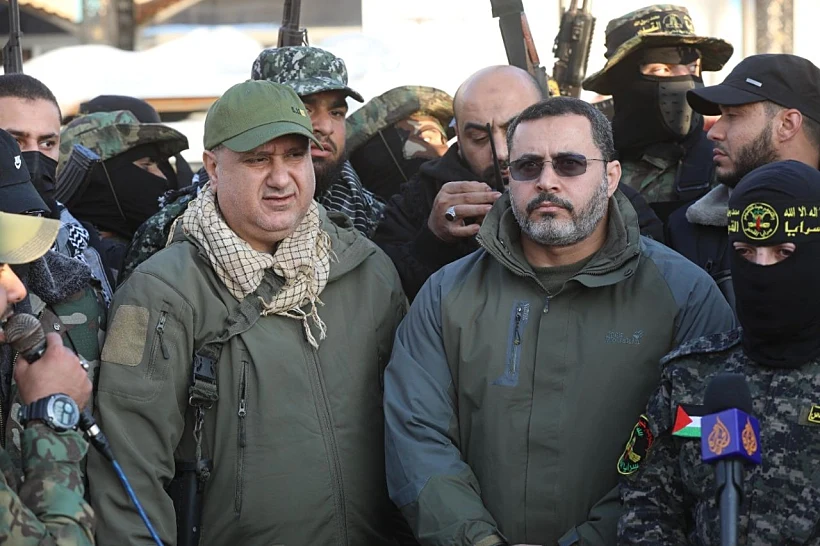 חאלד מנסור (מימין) לצד תייסיר ג'עברי שחוסל גם הוא