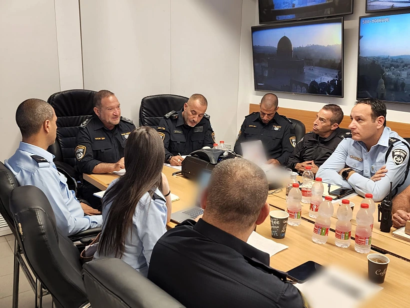 הערכת המשטרה בראשות המפכ''ל קובי שבתאי בירושלים