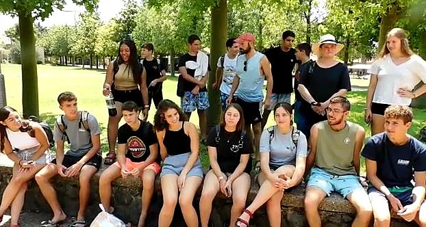 תושבי יד מרדכי מתארחים בעין גב