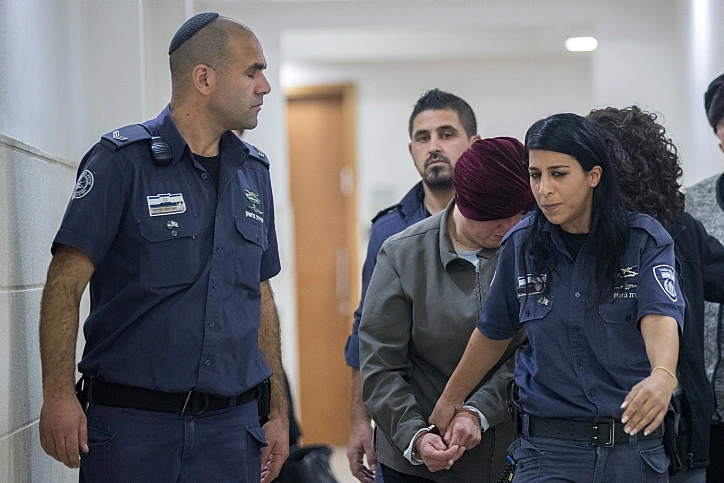 מלכה לייפר בבית המשפט