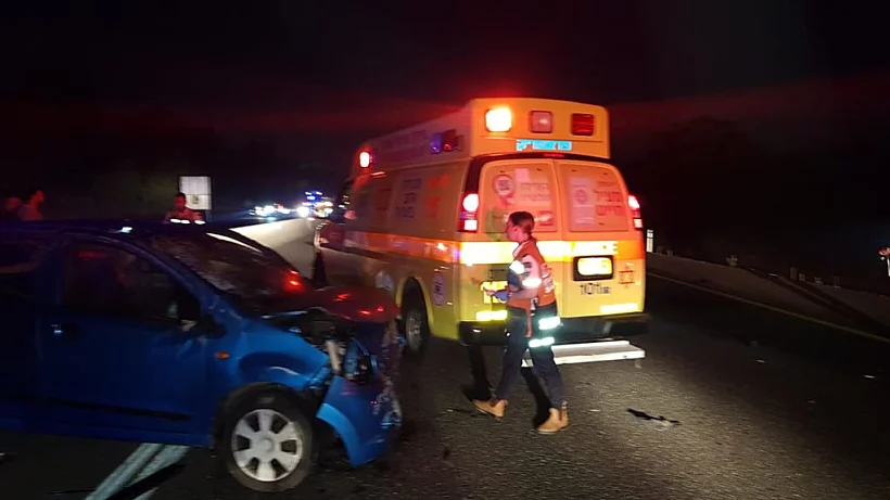 זירת התאונה בכביש 4