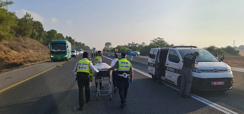 זירת התאונה בכביש 4