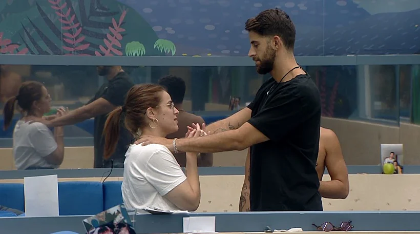 שרין ושחף בחדר השינה | האח הגדול עונה 4