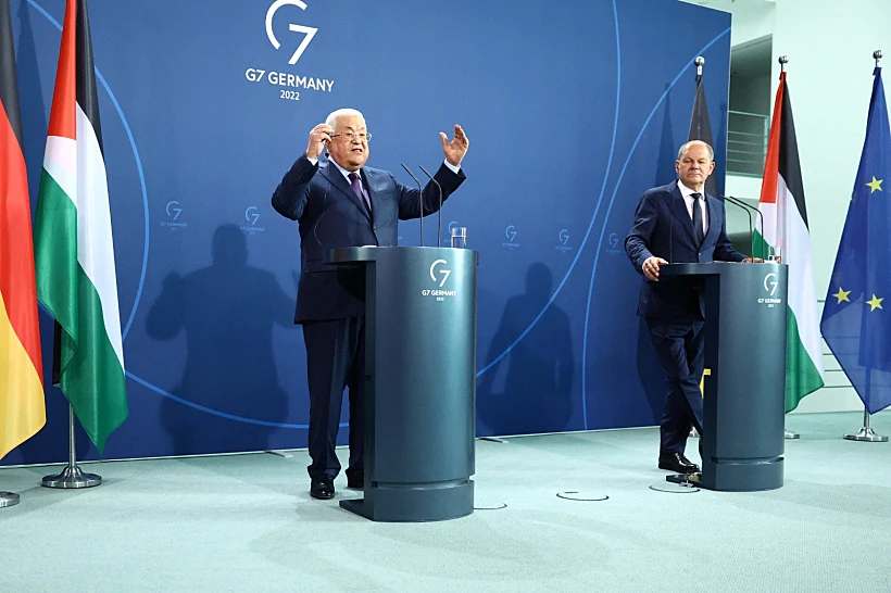 אבו מאזן בביקור בגרמניה