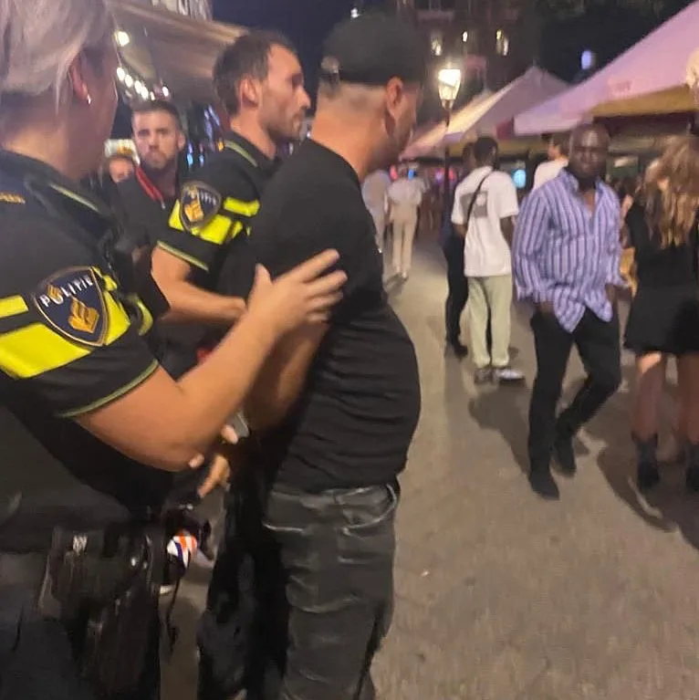 רגע המעצר של שי אביטל באמסטרדם