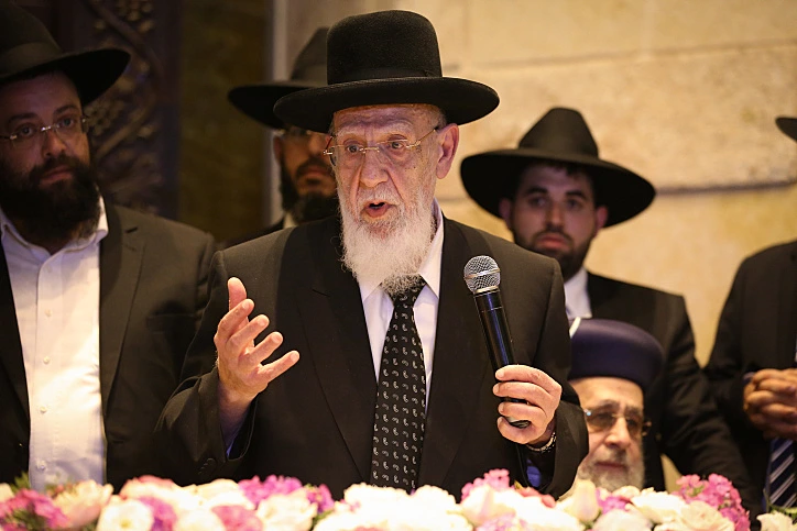 הנהיג את ש''ס לאחר מותו של הרב עובדיה יוסף. הרב חכם שלום כהן