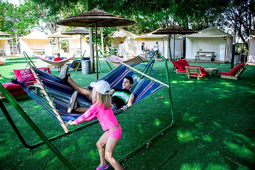 מתחם הבלום וילג' קייקי כפר בלום צ. אלכס גיינר (1)