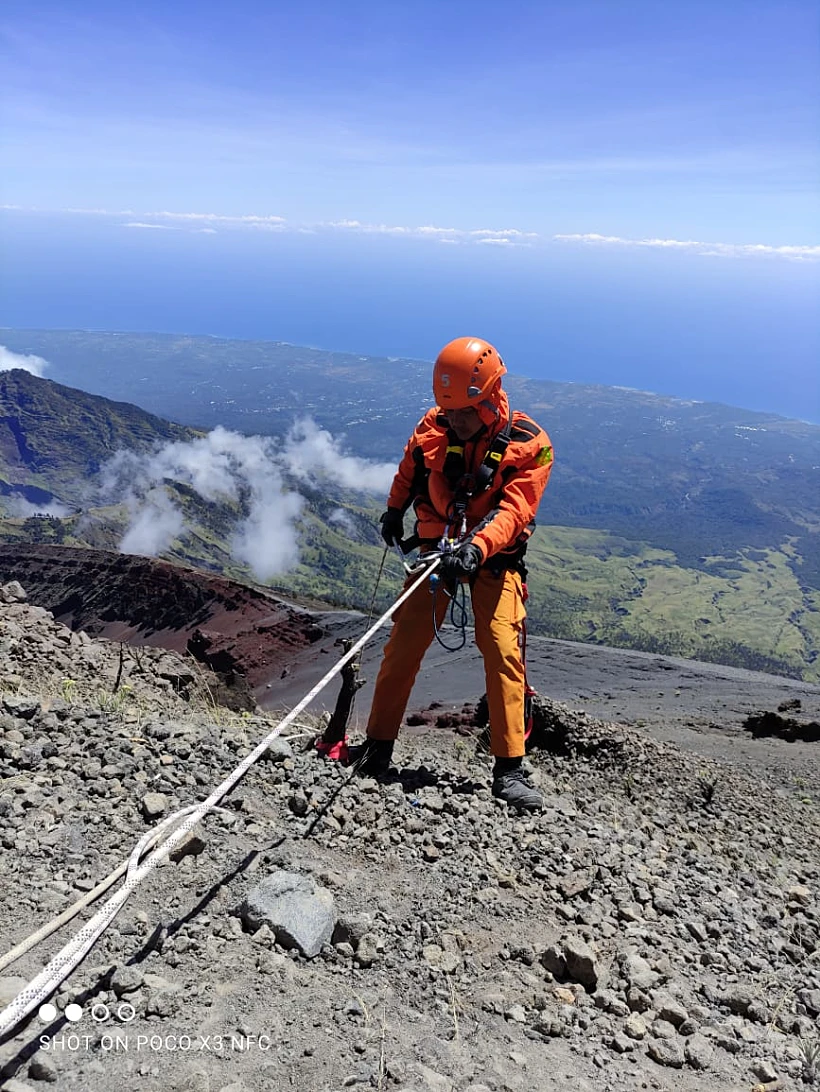 פעולת החילוץ של בועז בר ענן ז''ל, מטפס ההרים הישראלי שנהרג באינדונזיה