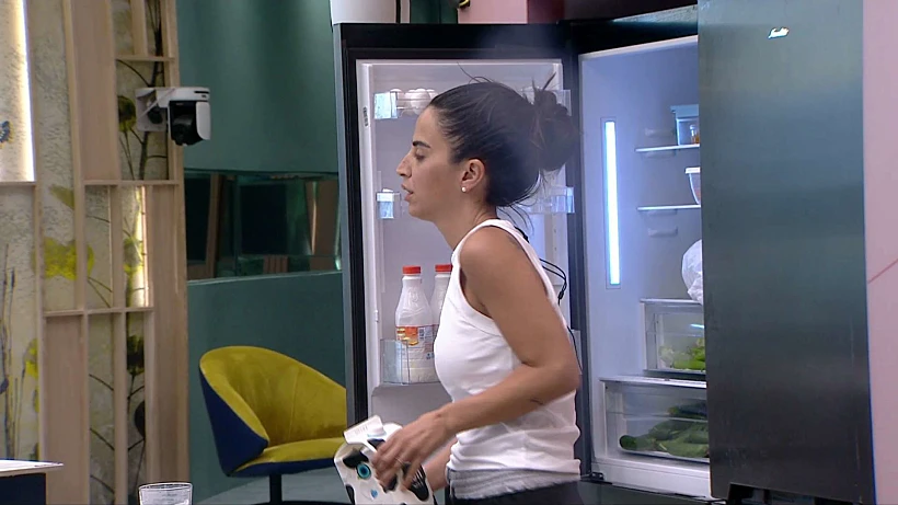 האח הגדול | בר