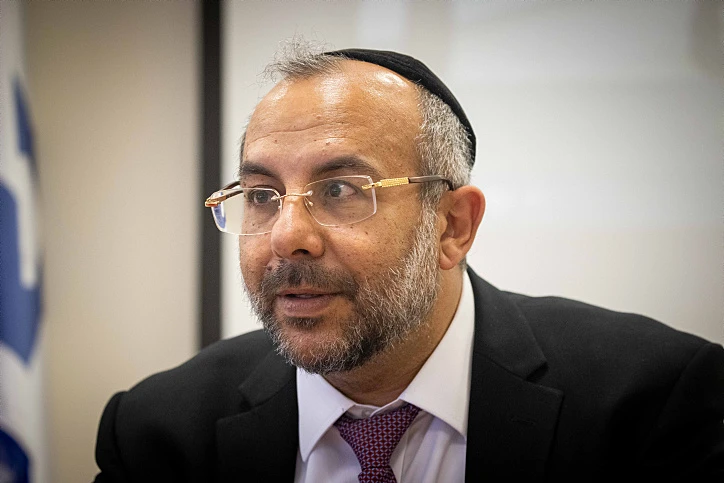 הרב יעקב אביטן, השר לשירותי דת לשעבר