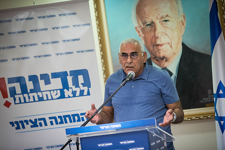 ''הוא לא הגיע וגם לא ענה לטלפונים''. ראש אגף החקירות לשעבר משה מזרחי