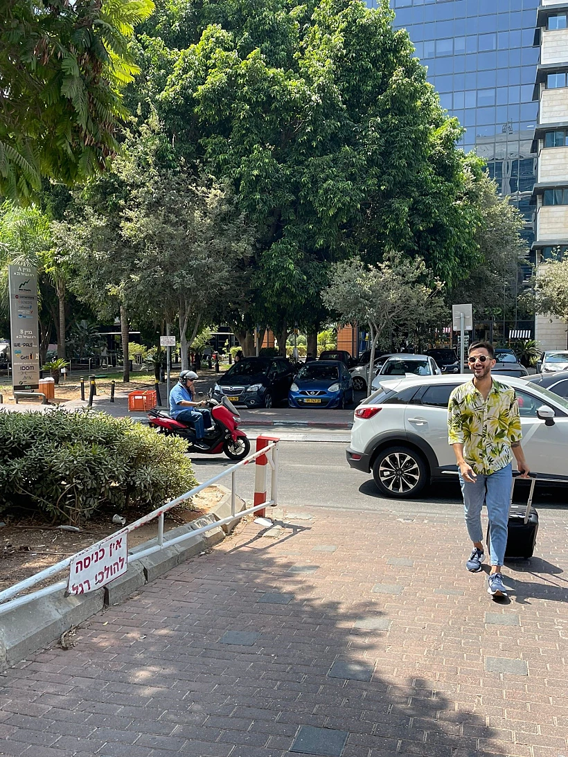 קאזם מגיע לריאיון מודח | האח הגדול עונה 4