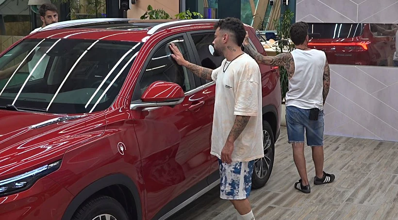 האח הגדול עונה 4