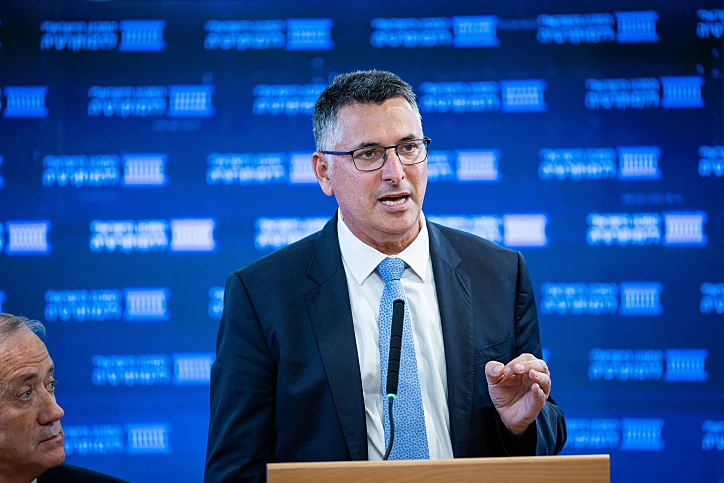 שר המשפטים גדעון סער