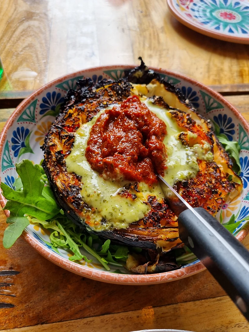 סיור קולינרי בחולון של יעל לבני