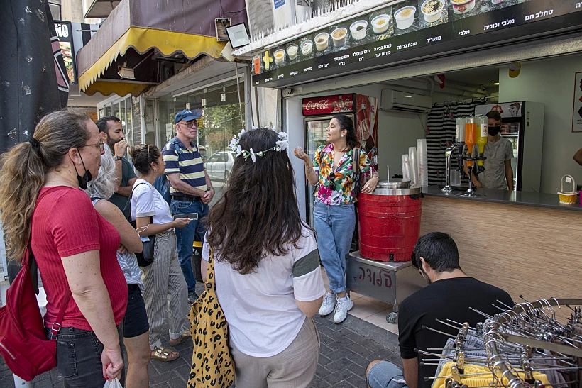 סיור קולינרי בחולון של יעל לבני