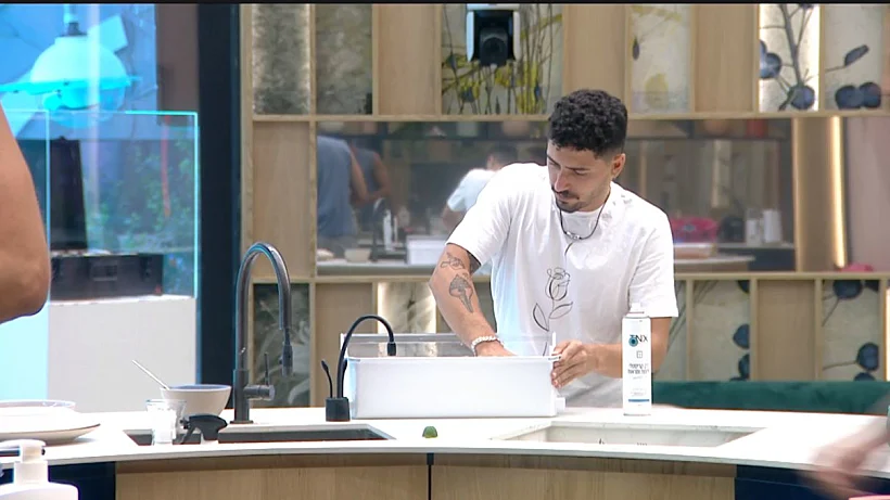 האח הגדול עונה 4