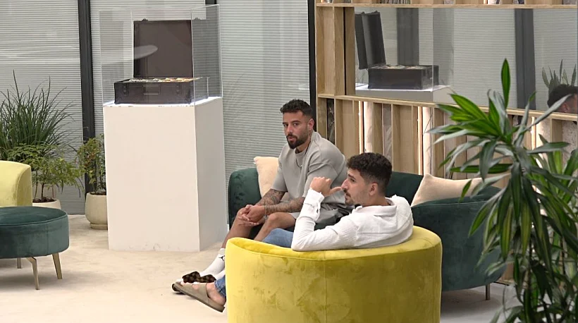 האח הגדול עונה 4