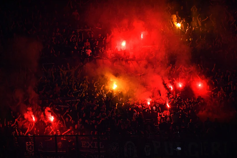 היציע במשחק דינמו זאגרב מול מילאן