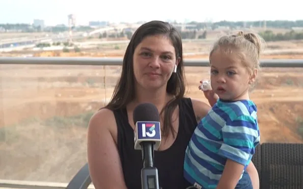 שיר שלגי ובנה רוי