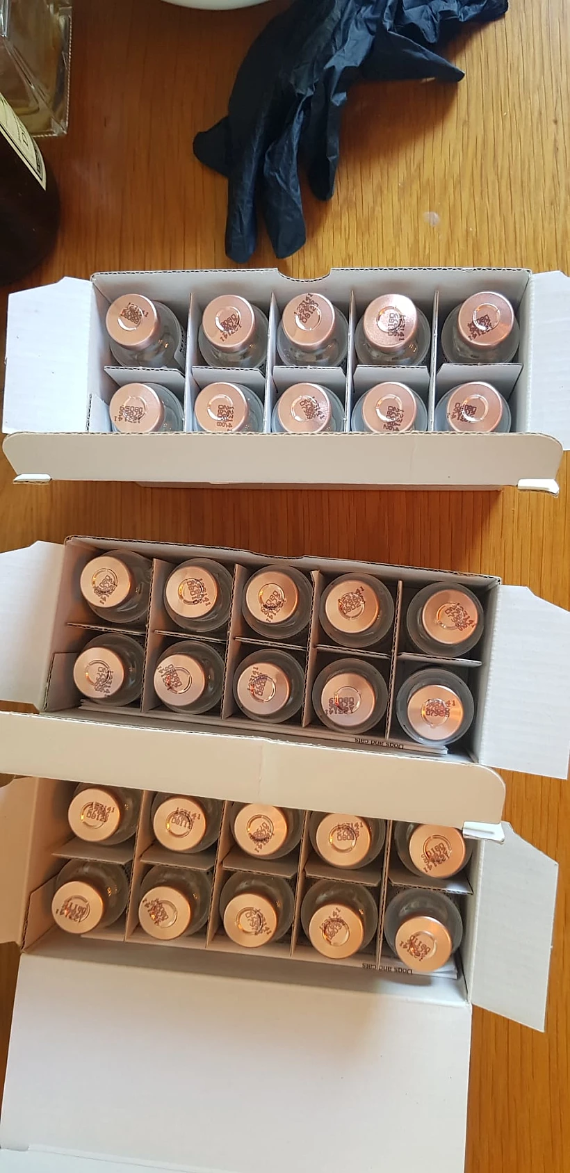 חלק מהסמים שנרכשו על ידי איש חיי הלילה שהפך לסוכן משטרתי