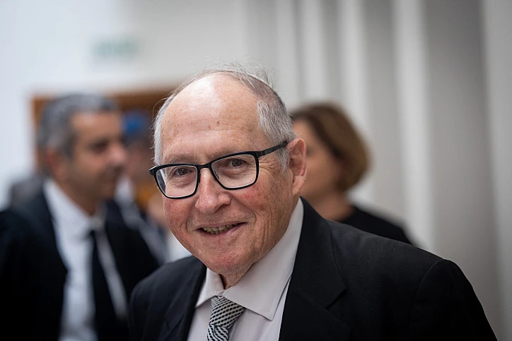 השופט בדימוס אליקים רובינשטיין