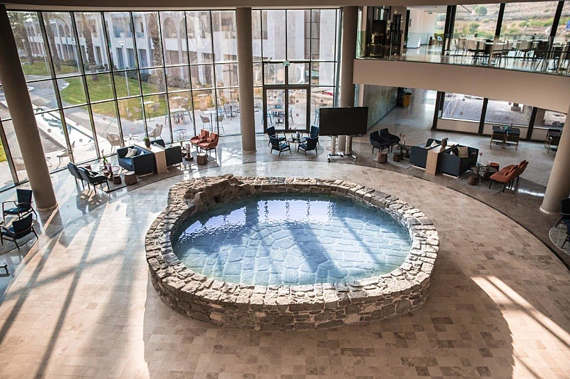 מרכז תיירות מגדלה