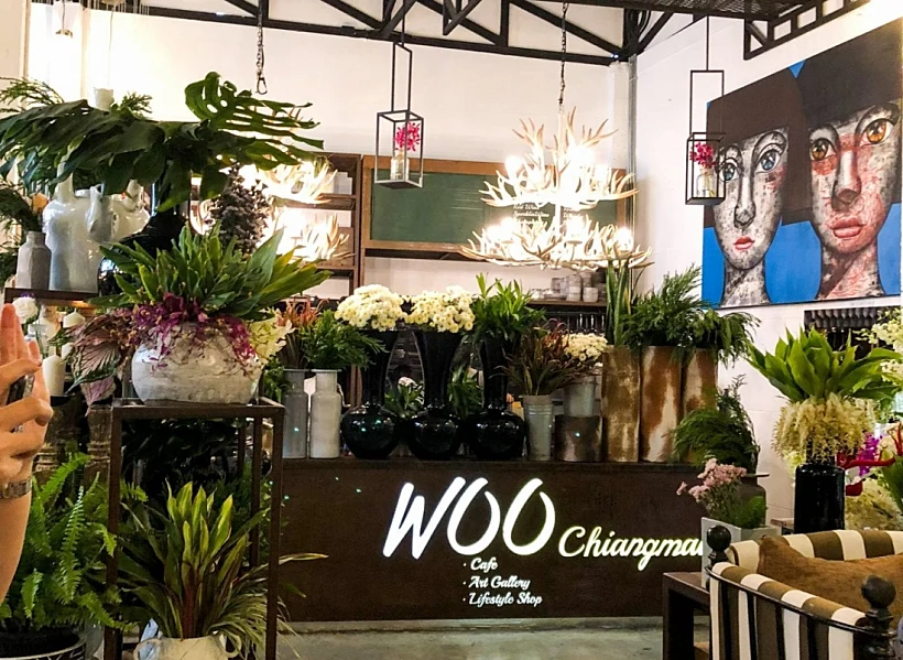 Woo Cafe & Art Gallery