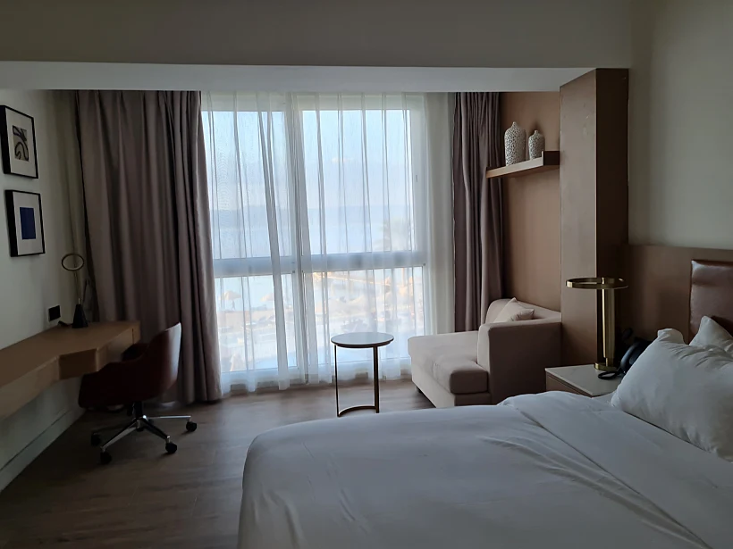 חדר במלון לוקסהוטל בעקבה. צילום: ינינה זסלבסקי אפק