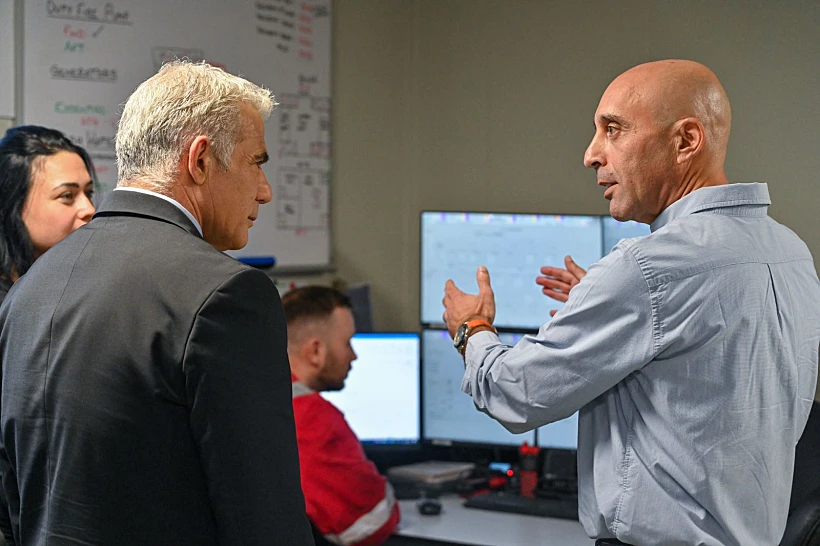 רה''מ יאיר לפיד מבקר באסדת כריש