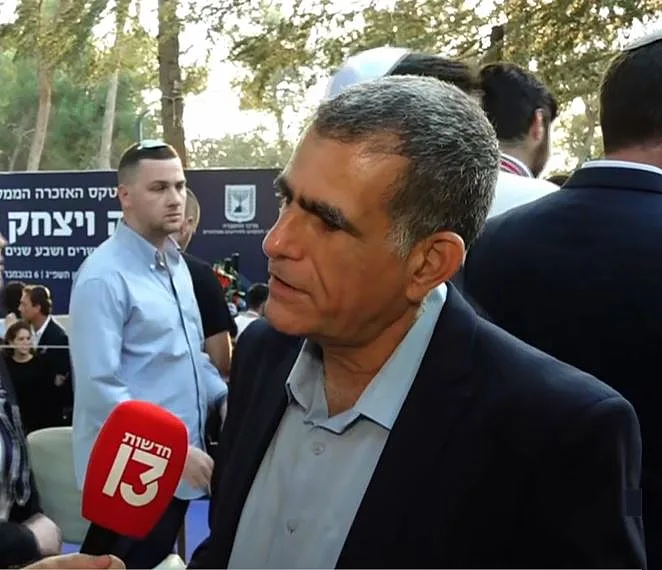 ''תמיד אומרים למה עושים טקס פוליטי. איפה הם? הולכים לטקס לזכרו של כהנא שמעתי''. ח''כ מוסי רז, מרצ