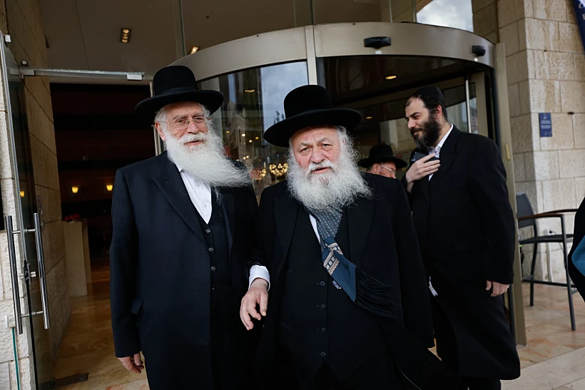 יצחק גולדקנופף