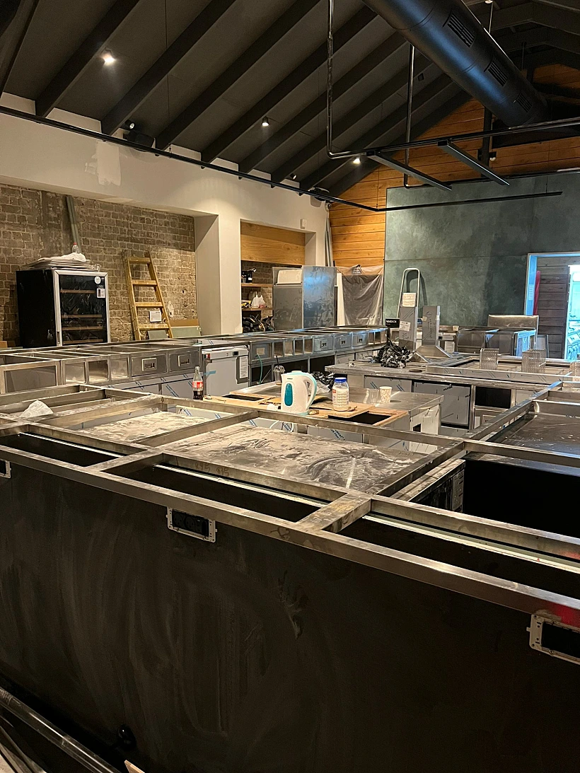 שיפוצים במסעדת OCD