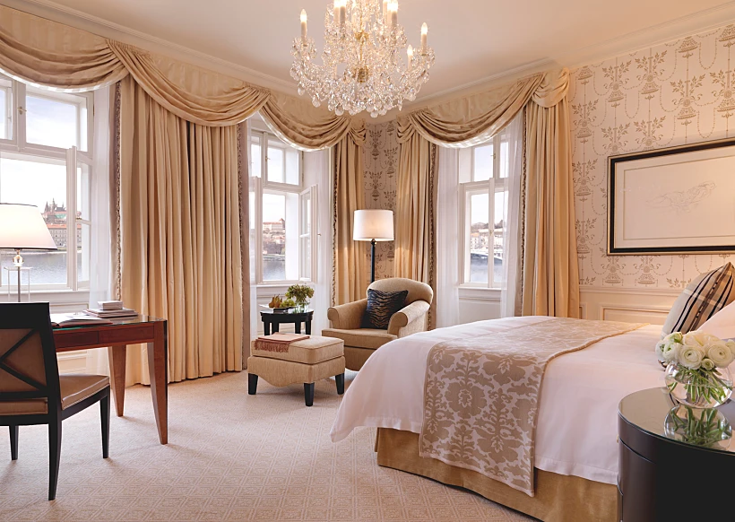 חדר רנסנסי. תמונה באדיבות: Four Seasons Hotel Prague