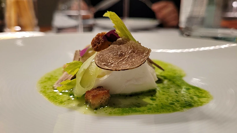 ארוחת טעימות סביב טראפל לבן. צילום: מיכל בן ארי מנור