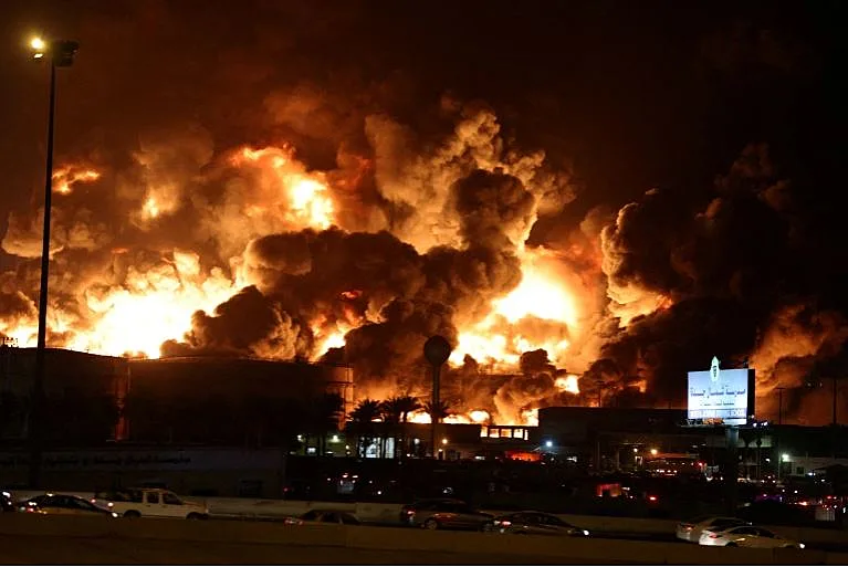 תקיפה חות'ית נגד מתקני הנפט של החברה הסעודית ''ארמקו''