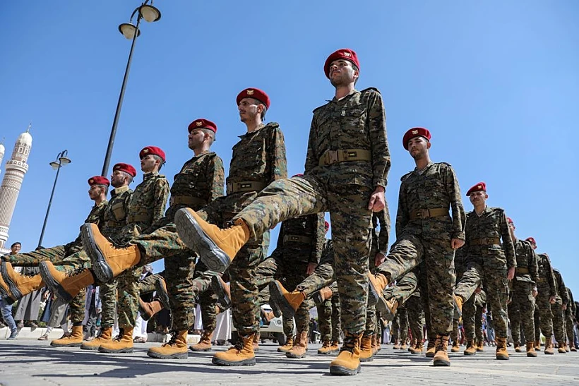 השלוחה האיראנית מדרום: האם בישראל צריכים לחשוש מהחות'ים בתימן?