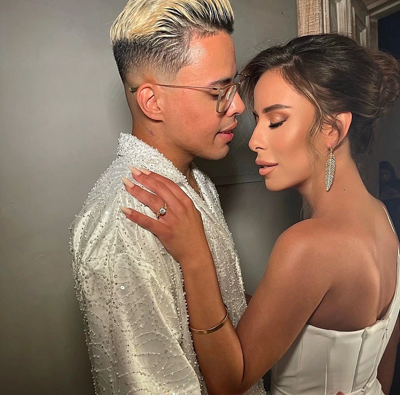 סטטיק ושרית פולק