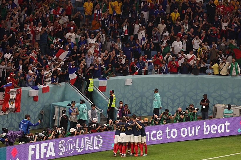 צרפת מביסה את נבחרת אוסטרליה 4:1