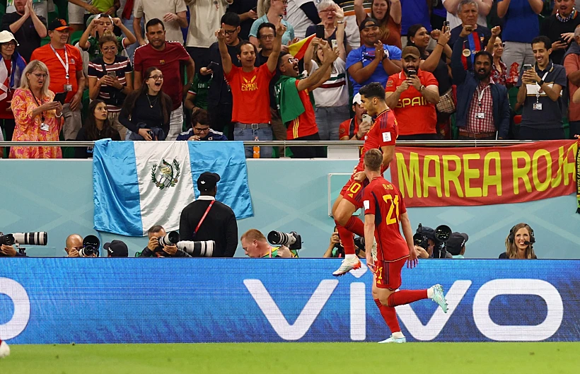 מרקו אסנסיו חוגג את השני של ספרד מונדיאל 2022 בקטר