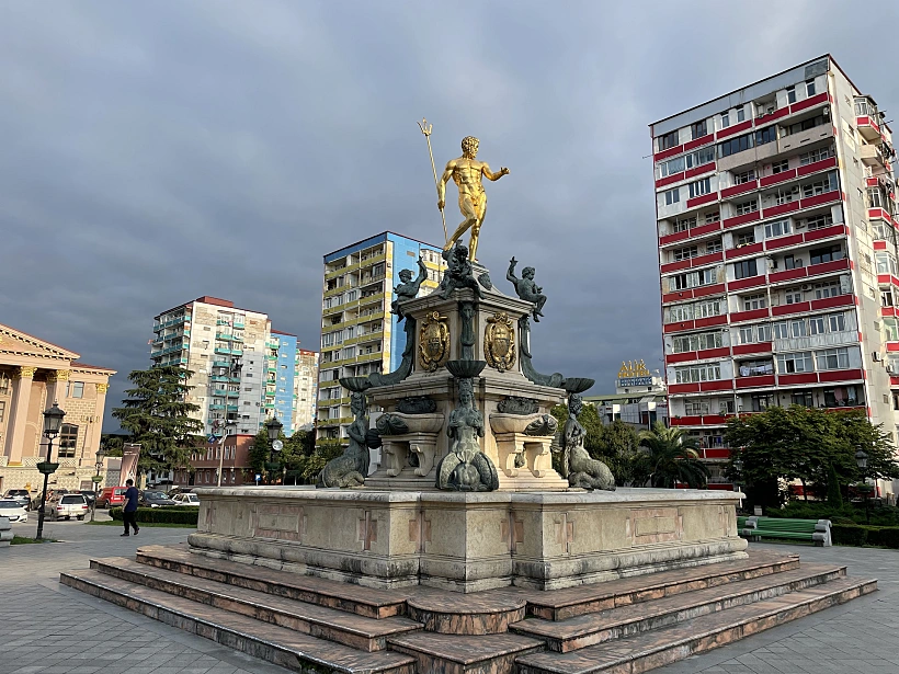 כיכר בבאטומי גיאורגיה