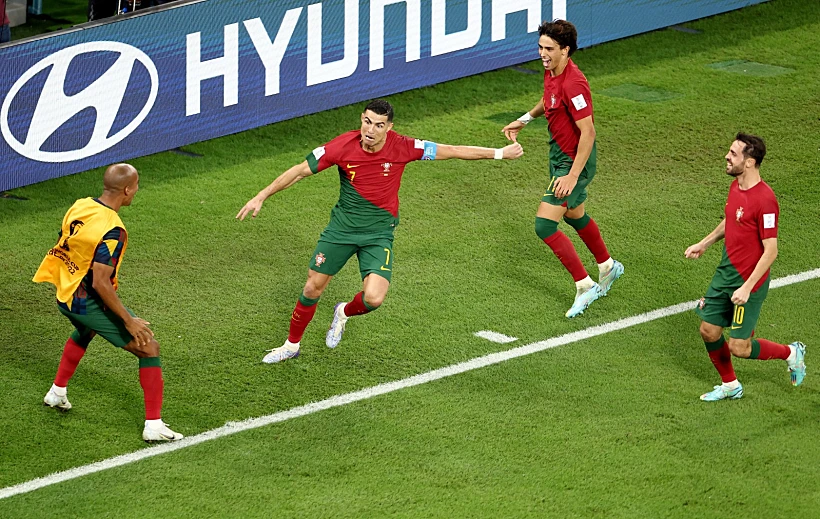 רונאלדו חוגג יתרון של פורטוגל מונדיאל 2022 בקטר