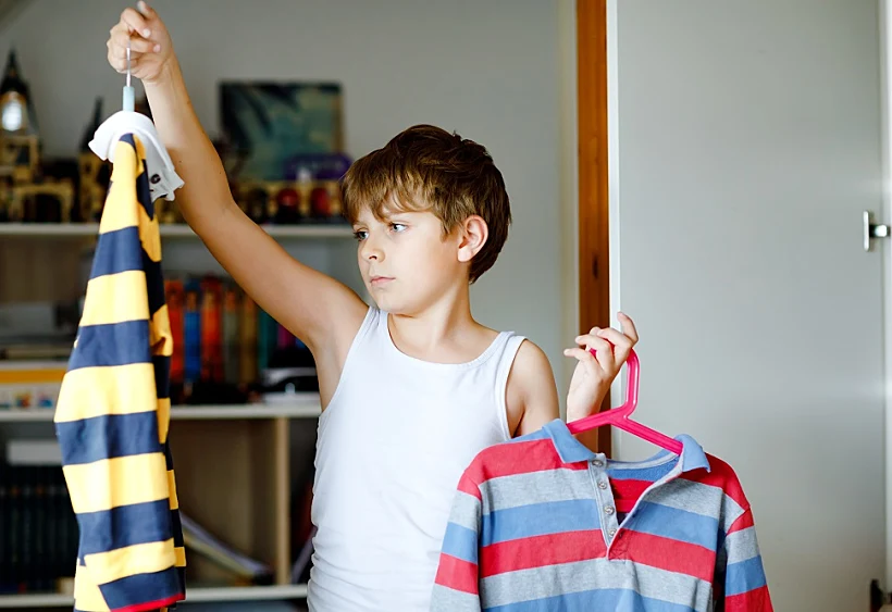 איזו חולצה תתאים יותר?