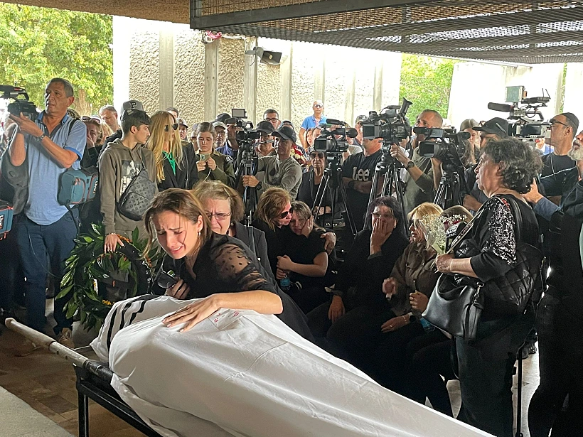 הלוויתו של יורי וולקוב