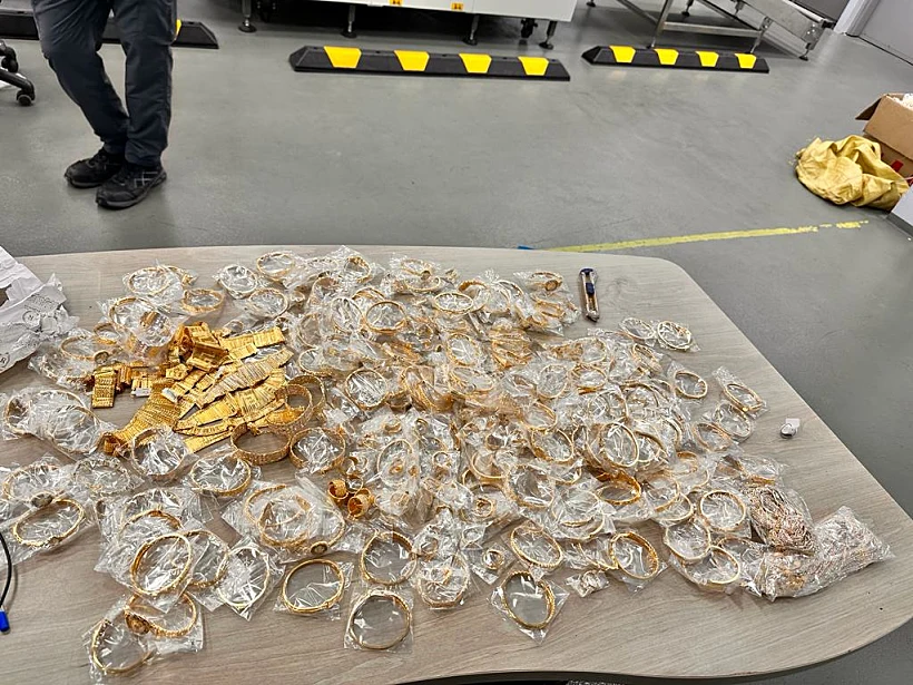 נתב''ג, תכשיטים, מס, זהב, מכס, מע''מ