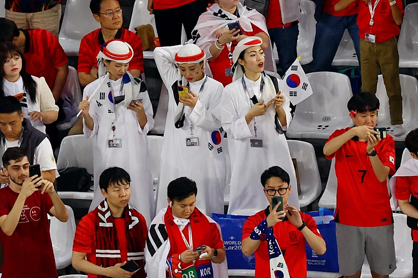 אוהדי דרום קוריאה לפני המשחק מול פורטוגל