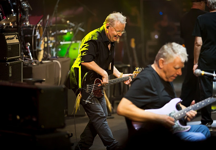 יצחק קלפטר במופע האיחוד של להקת כוורת, 2013